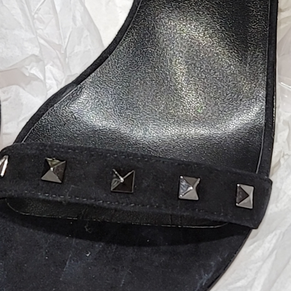 Vaneli Tulla Sandals - Picture 10 of 14